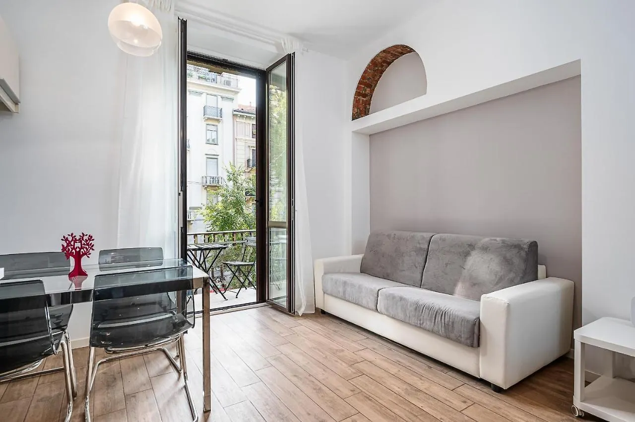 Hemeras Boutique Homes - Smart Flat With Balcony Near The City Center Milano