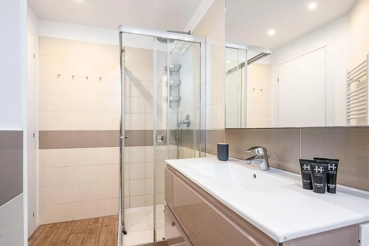 Hemeras Boutique Homes - Smart Flat With Balcony Near The City Center Milano
